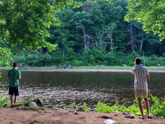 Friends fishing at Sunrise State Park (Instagram@ciearajy)